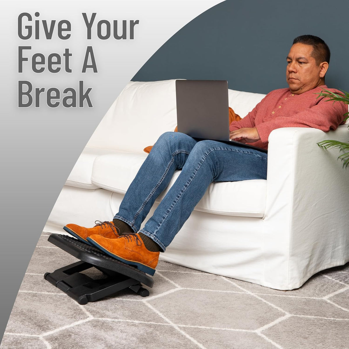 Mind Reader Foot Rest, Under Desk at Work, Ergonomic, Height Adjustable, Office, Plastic, Black